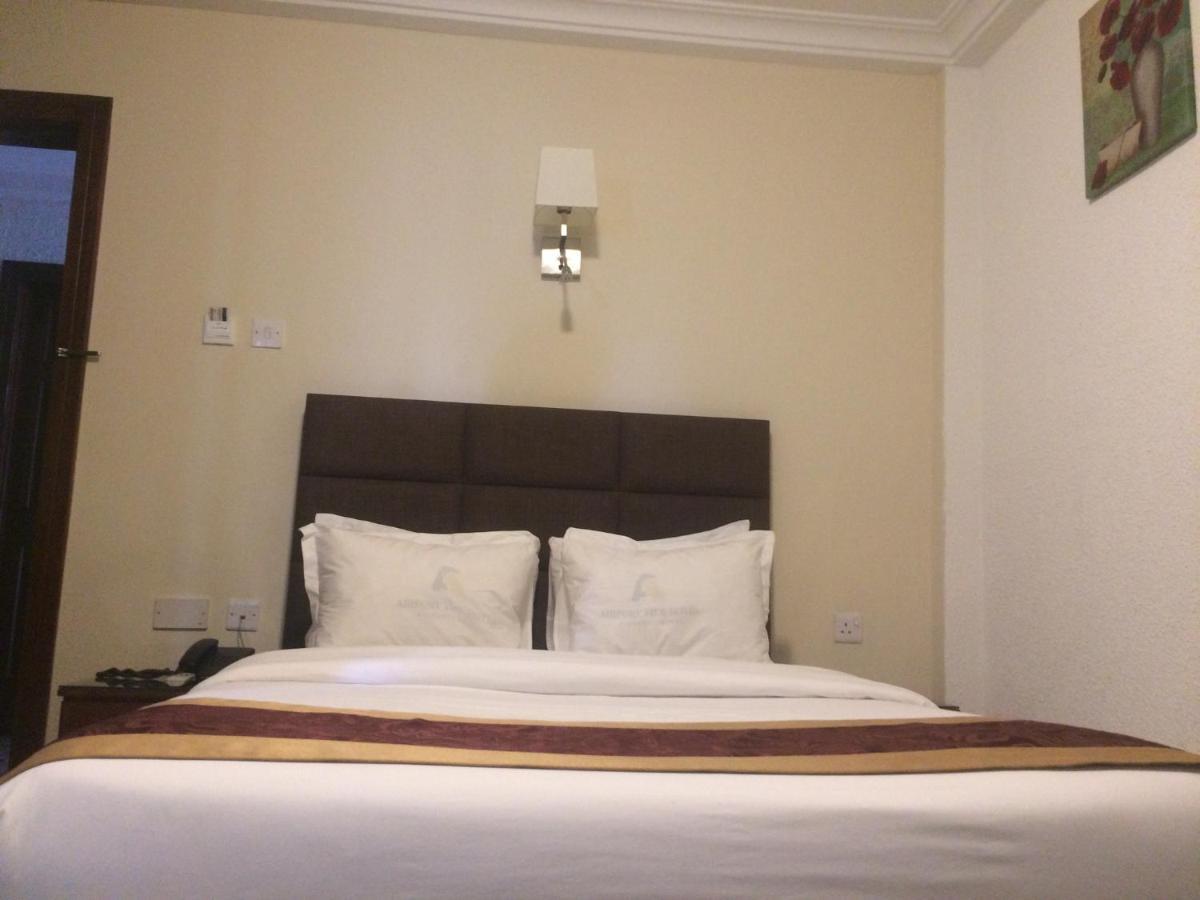 Airport View Hotel Аккра Экстерьер фото