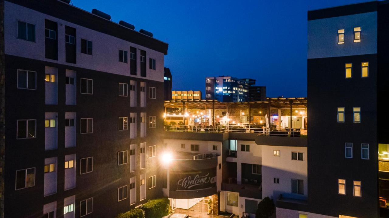 Airport View Hotel Аккра Экстерьер фото